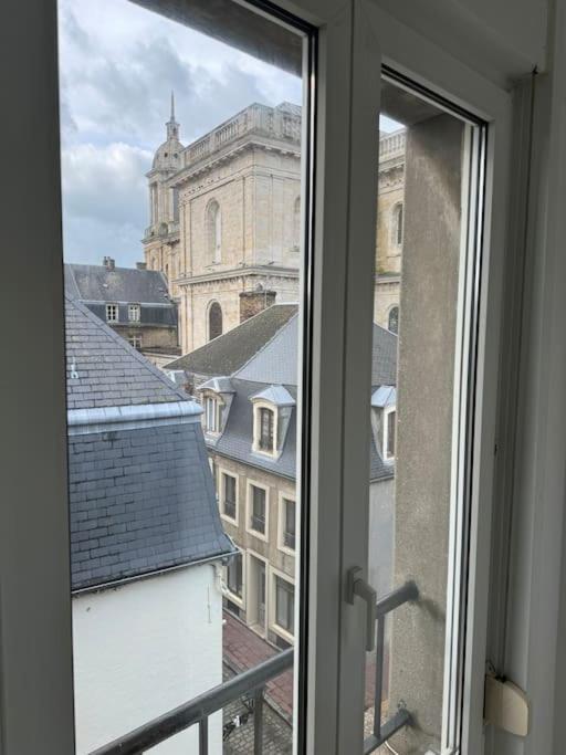 شقة Le Tiki De Notre-Dame - Duplex Vue Cathedrale بولون-سور-مير المظهر الخارجي الصورة